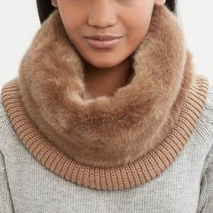 Banana Republic Camel Faux Fur Neck Warmer